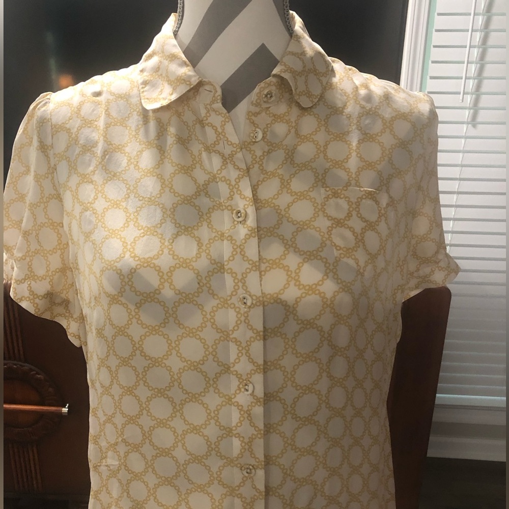 Vintage Banana Republic 100% silk blouse